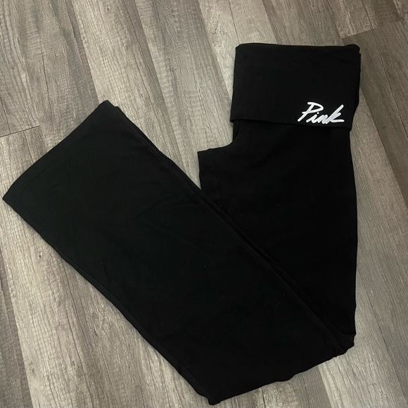 PINK Victoria's Secret Pants - ‼️VICTORIAS SECRET‼️Yoga Pants Size Medium